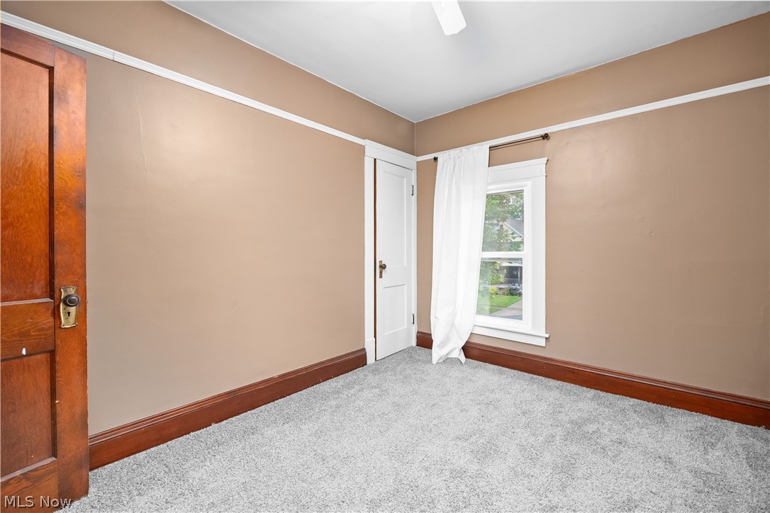 120 Longford Avenue Elyria OH 44035
