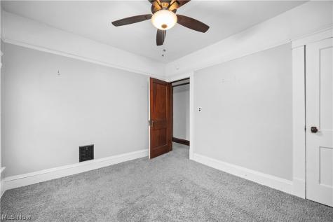 120 Longford Avenue Elyria OH 44035