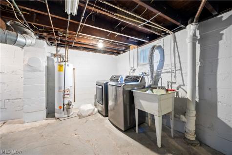 120 Longford Avenue Elyria OH 44035