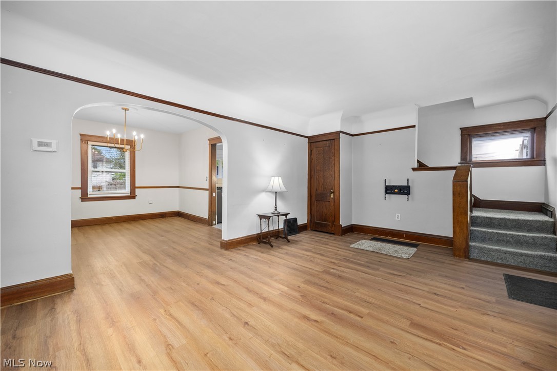 120 Longford Avenue Elyria OH 44035