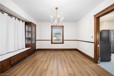 120 Longford Avenue Elyria OH 44035