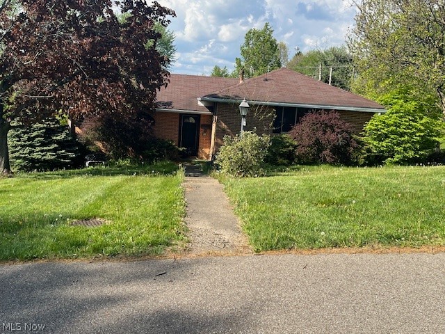 1616 Woodland Drive Coshocton OH 43812