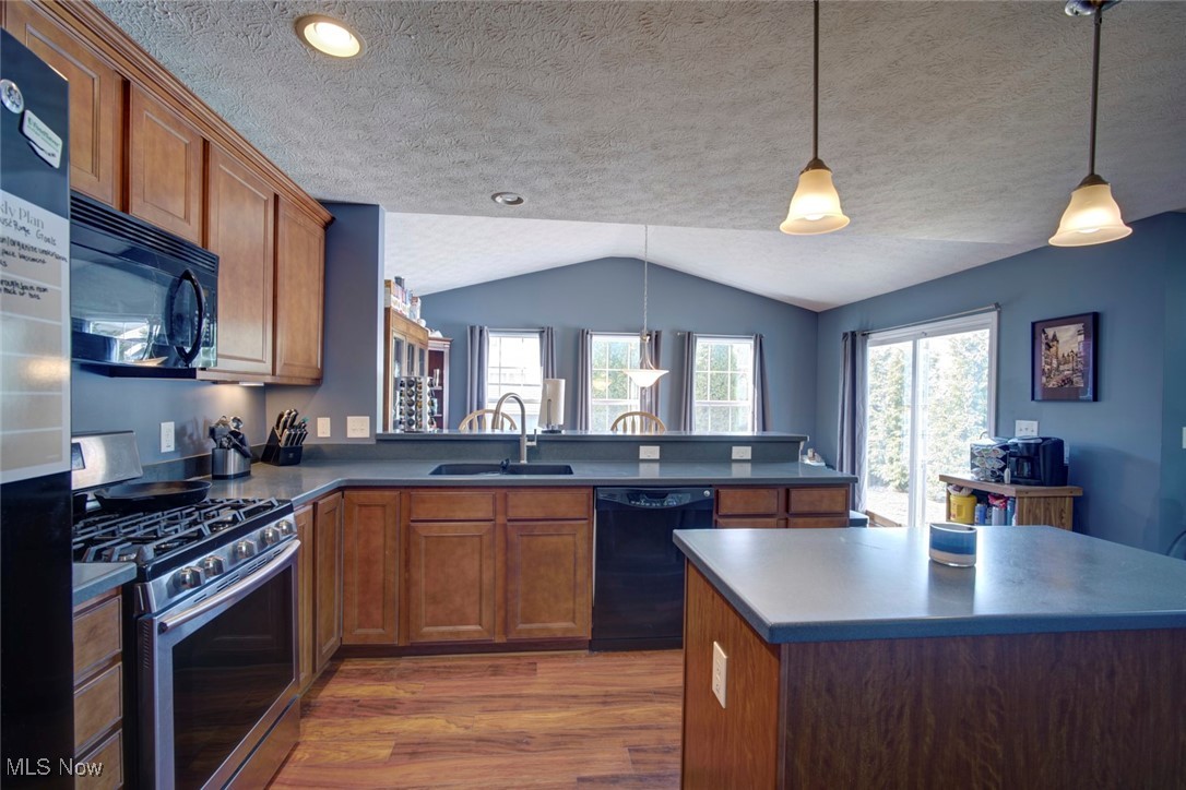 3798 Parkside Circle E Lorain OH 44053