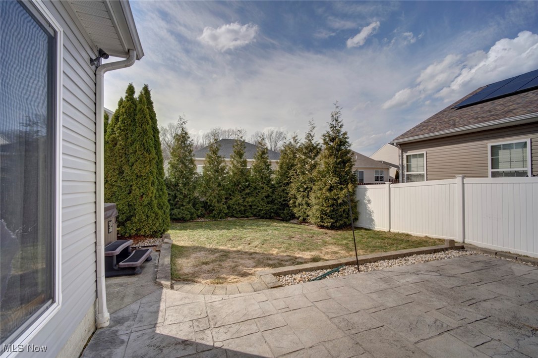 3798 Parkside Circle E Lorain OH 44053