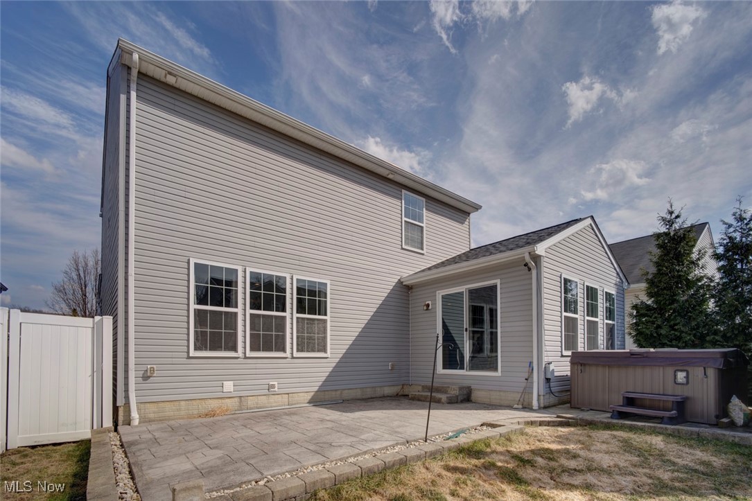 3798 Parkside Circle E Lorain OH 44053