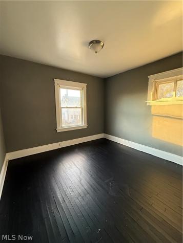 841 E 130 Street Cleveland OH 44108