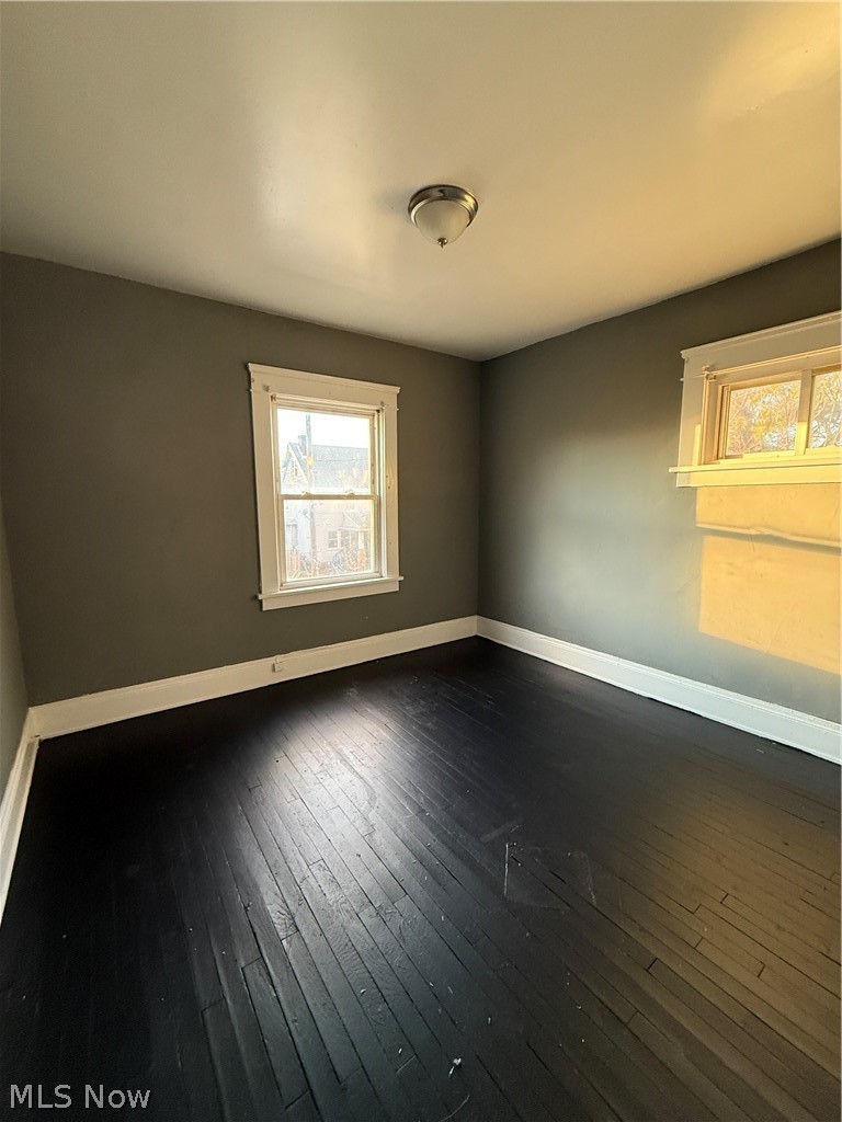 841 E 130 Street Cleveland OH 44108