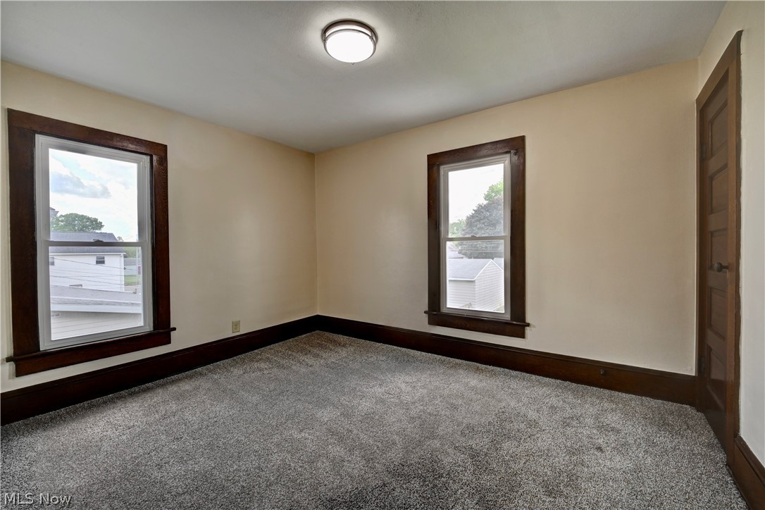 1018 Prospect Avenue NW New Philadelphia OH 44663