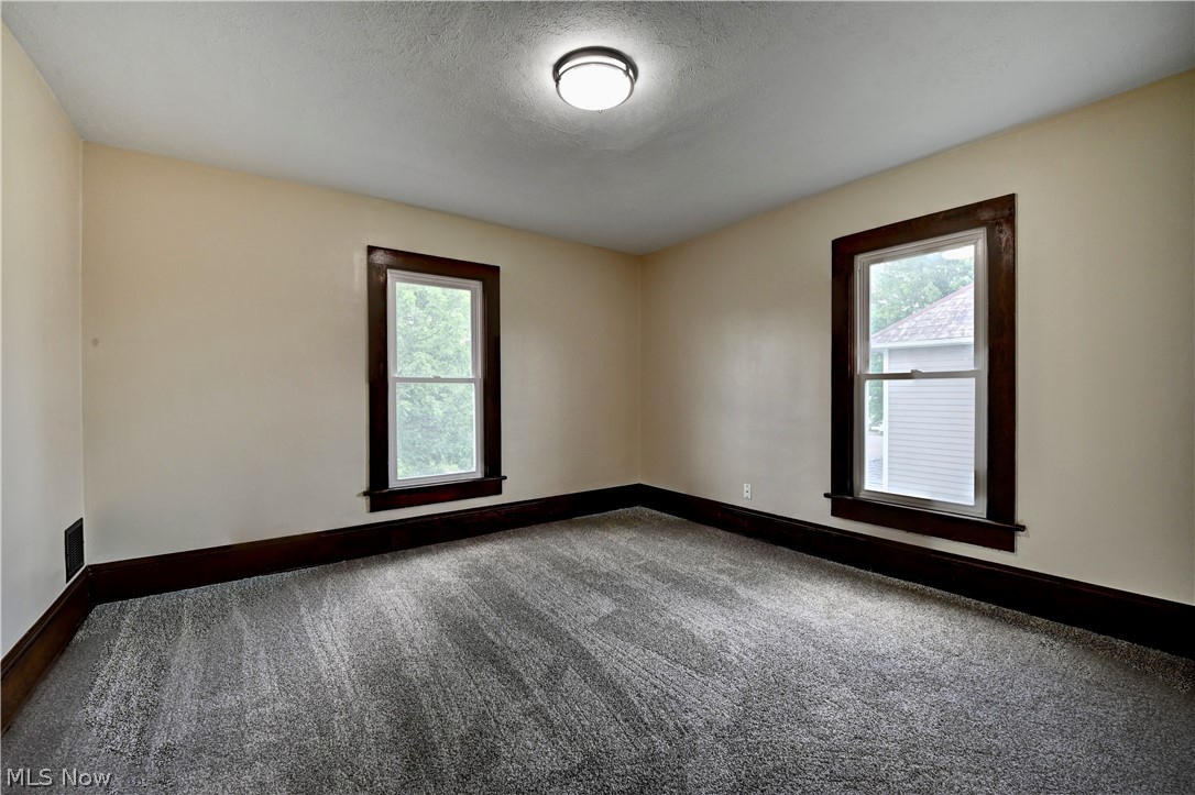 1018 Prospect Avenue NW New Philadelphia OH 44663
