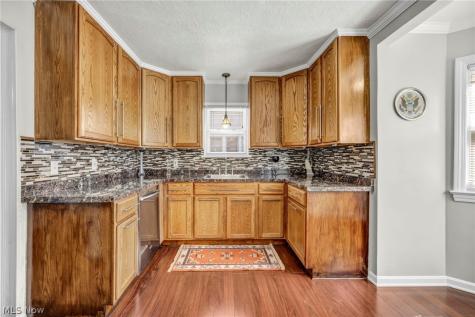 2110 Brown Road Lakewood OH 44107