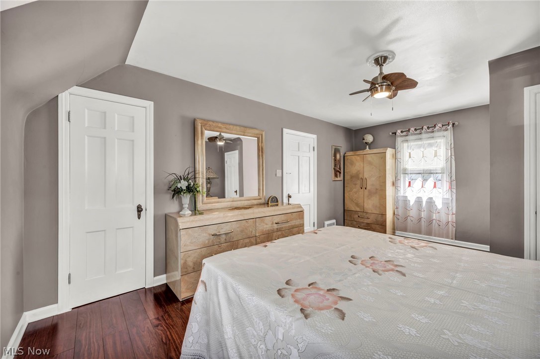 2110 Brown Road Lakewood OH 44107