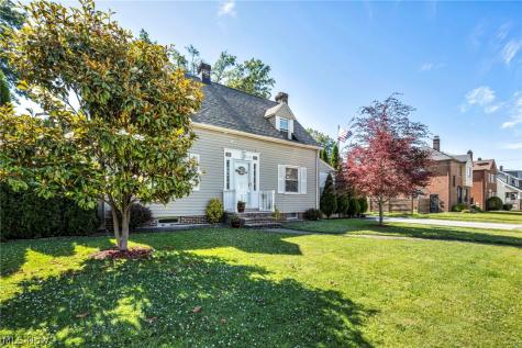 2110 Brown Road Lakewood OH 44107