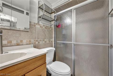 2110 Brown Road Lakewood OH 44107
