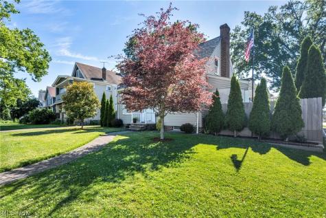 2110 Brown Road Lakewood OH 44107