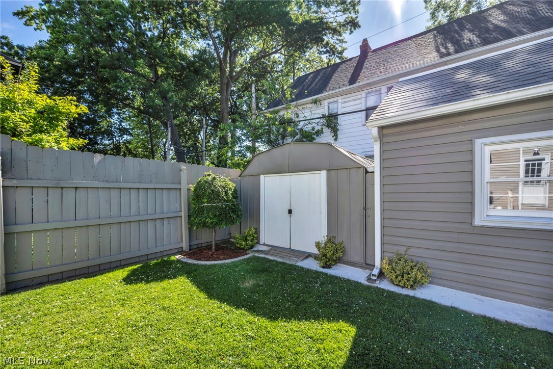 2110 Brown Road Lakewood OH 44107