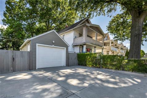 2110 Brown Road Lakewood OH 44107