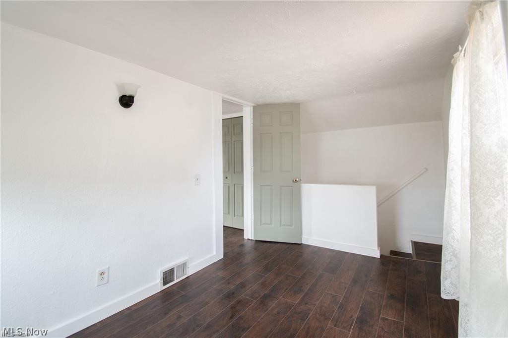 416 N Cedar Avenue Niles OH 44446