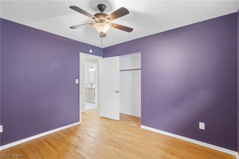 6195 Stafford Drive North Olmsted OH 44070