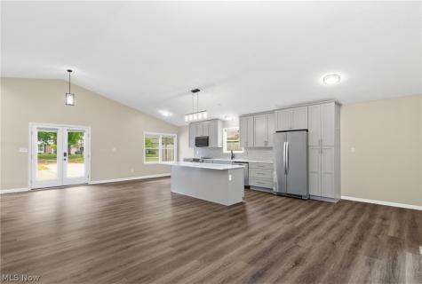 6195 Stafford Drive North Olmsted OH 44070