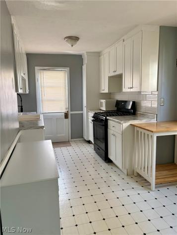 1421 Rio Street Lakewood OH 44107