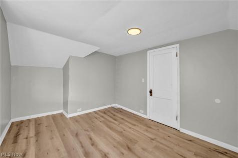 3271 W 50th Street Cleveland OH 44102