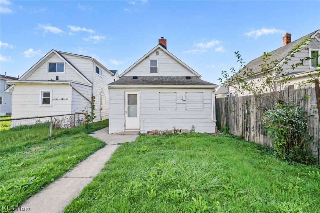 3271 W 50th Street Cleveland OH 44102