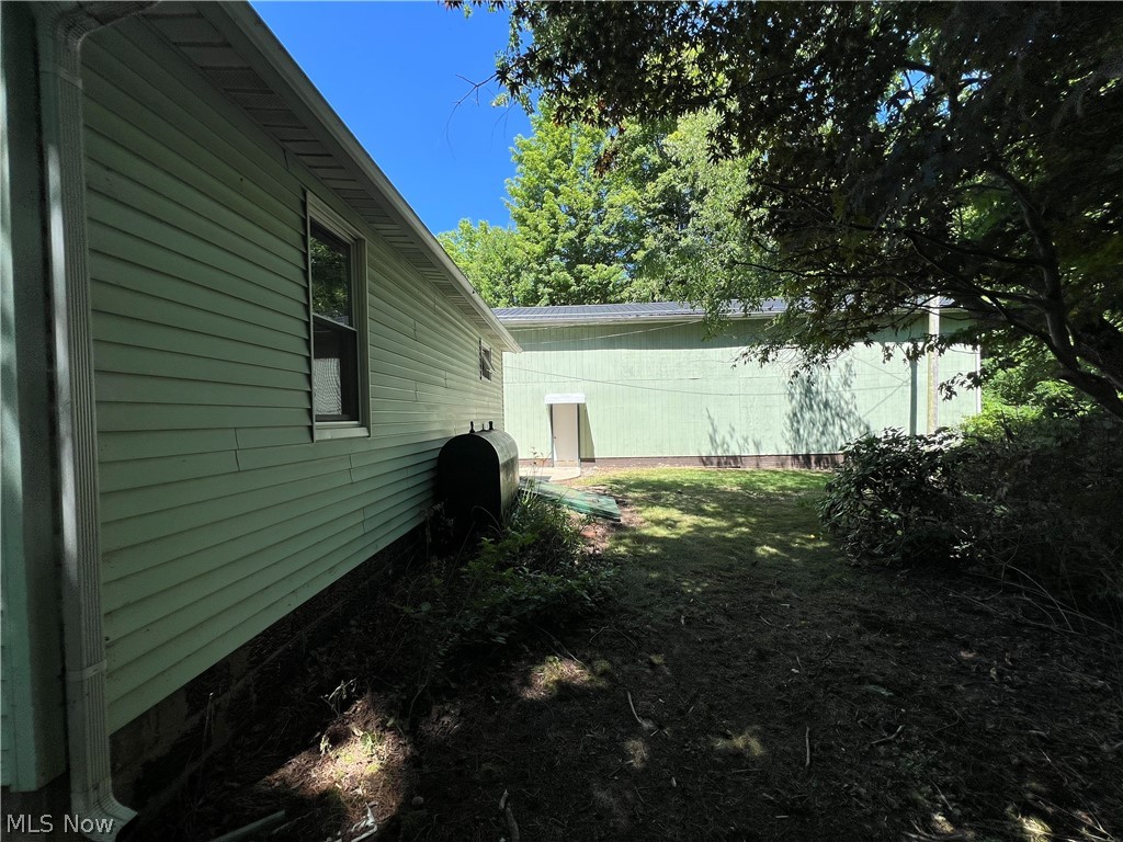 1016 Mechanicsville Road Geneva OH 44041