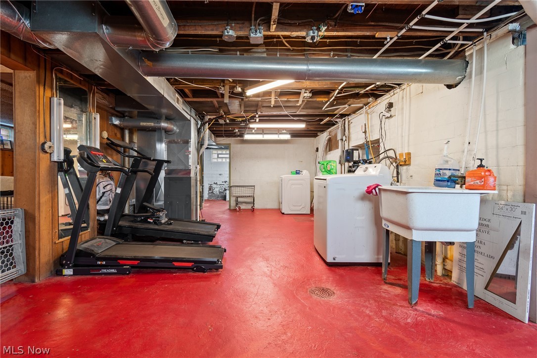 3323 Cleveland Avenue S Canton OH 44707