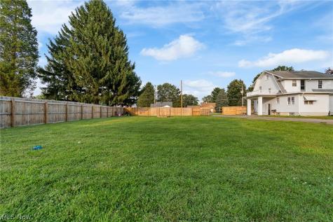 3323 Cleveland Avenue S Canton OH 44707