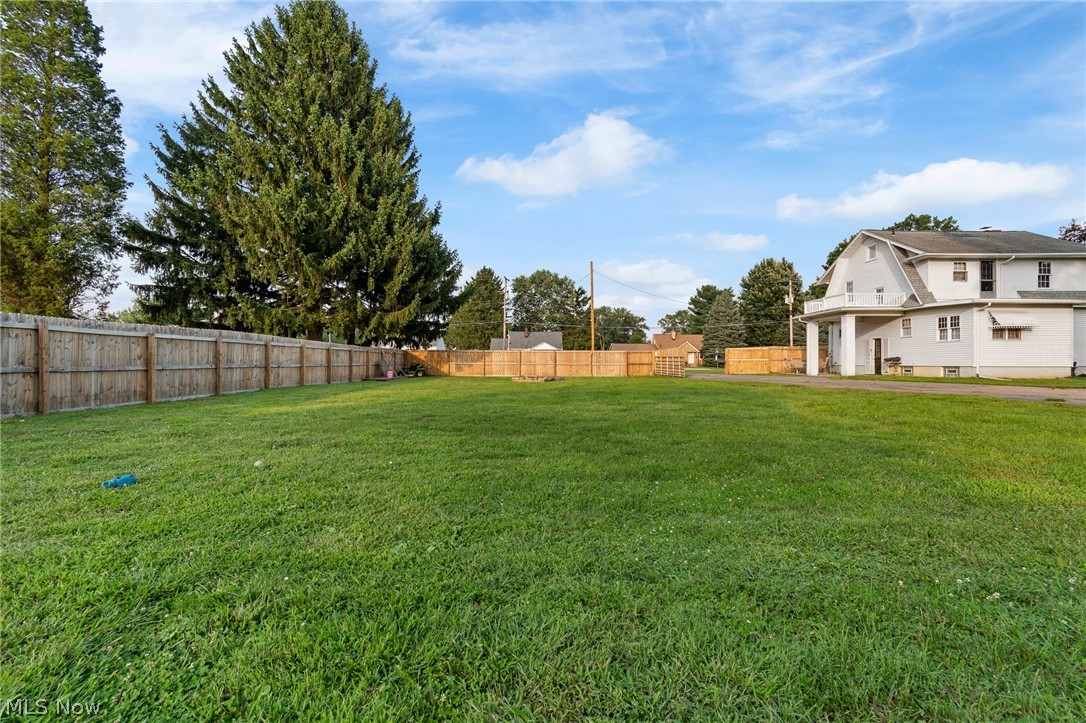 3323 Cleveland Avenue S Canton OH 44707
