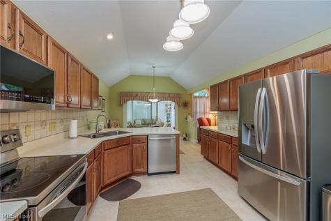 12168 Nutmeg Court North Royalton OH 44133