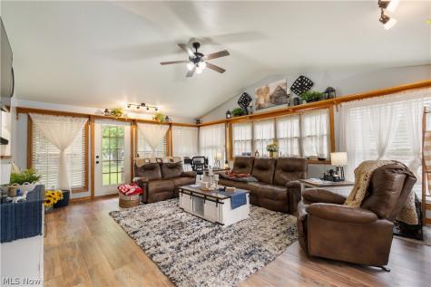 759 Betz Avenue Alliance OH 44601