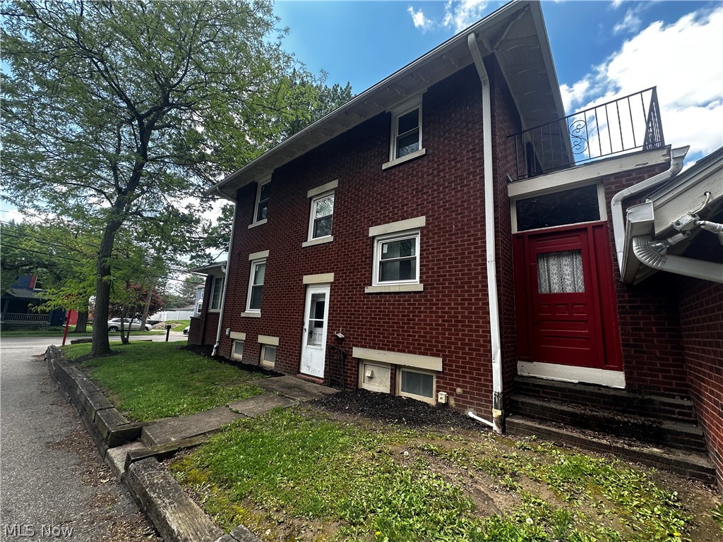 3771 Edison Street NW Uniontown OH 44685