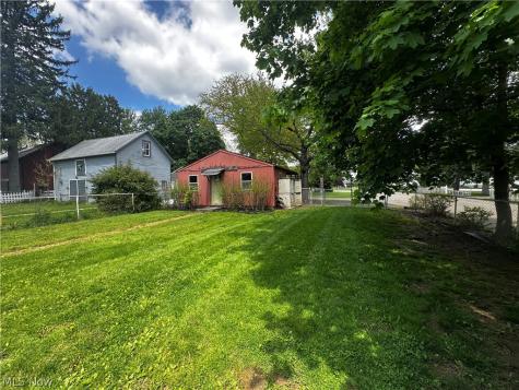 3771 Edison Street NW Uniontown OH 44685