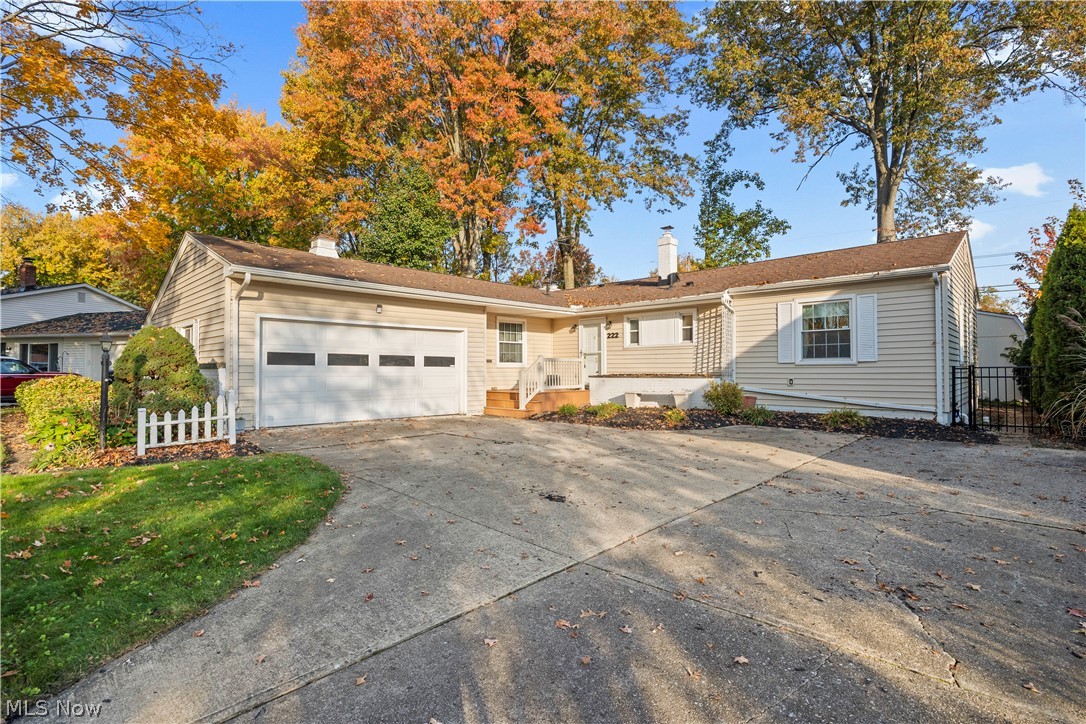 222 Colgate Avenue Elyria OH 44035