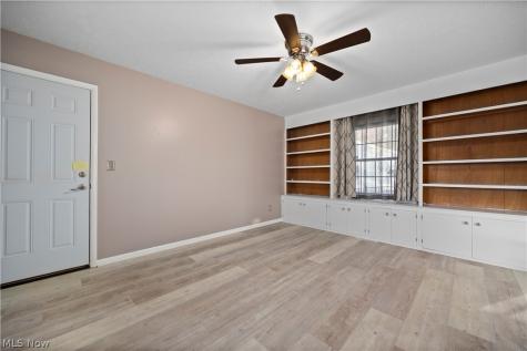 222 Colgate Avenue Elyria OH 44035