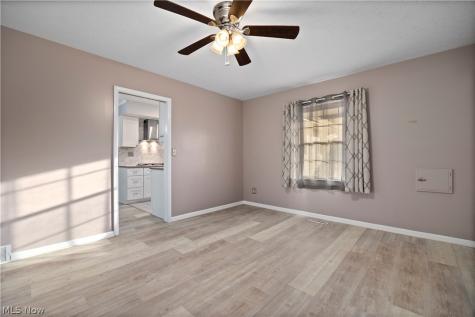 222 Colgate Avenue Elyria OH 44035