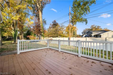 222 Colgate Avenue Elyria OH 44035