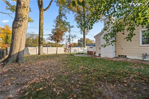222 Colgate Avenue Elyria OH 44035