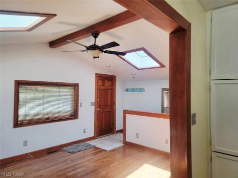 233 S Point Drive Avon Lake OH 44012