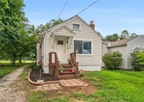898 Orchard Road Willoughby OH 44094