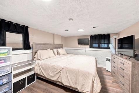 898 Orchard Road Willoughby OH 44094