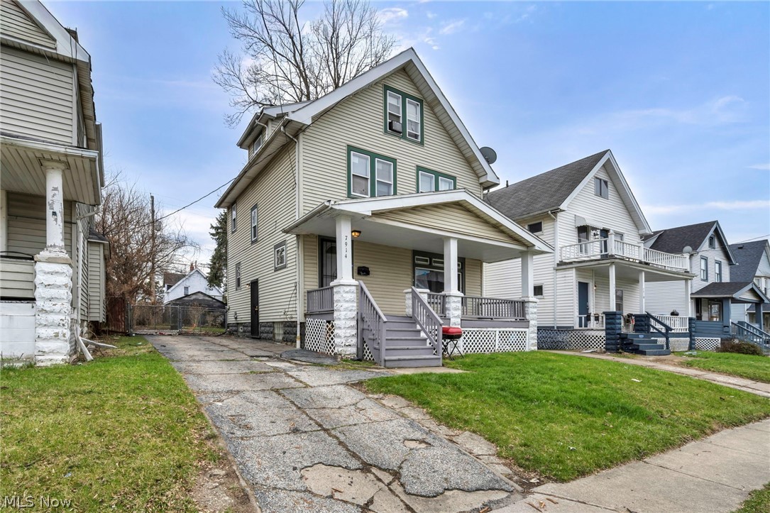 7914 Dorver Avenue Cleveland OH 44105