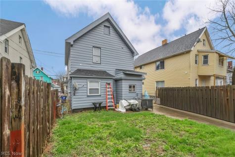7914 Dorver Avenue Cleveland OH 44105