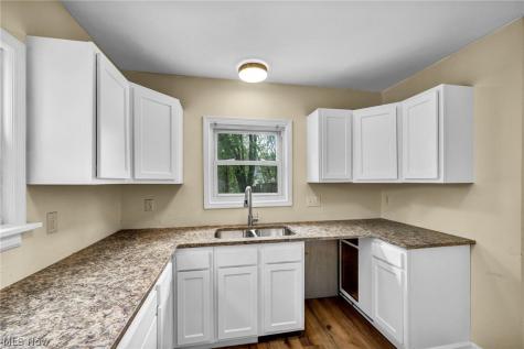 970 Hunt Street Akron OH 44306