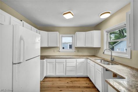 970 Hunt Street Akron OH 44306