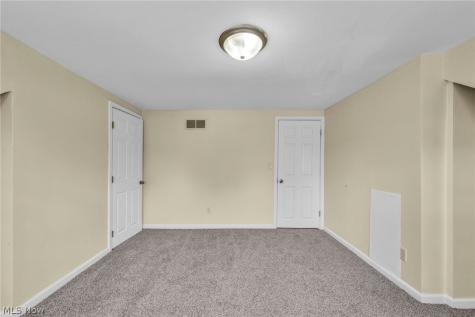 970 Hunt Street Akron OH 44306
