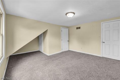 970 Hunt Street Akron OH 44306