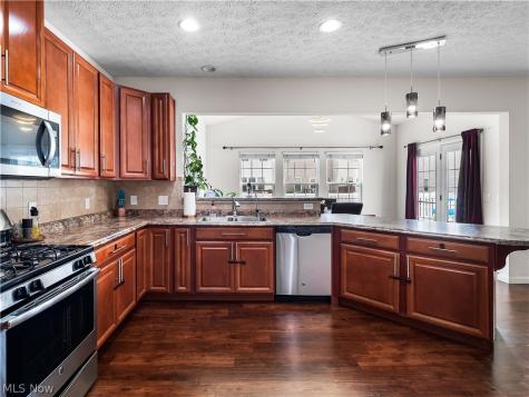 111 Slippery Rock Lane Berea OH 44017