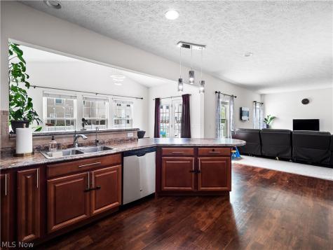 111 Slippery Rock Lane Berea OH 44017